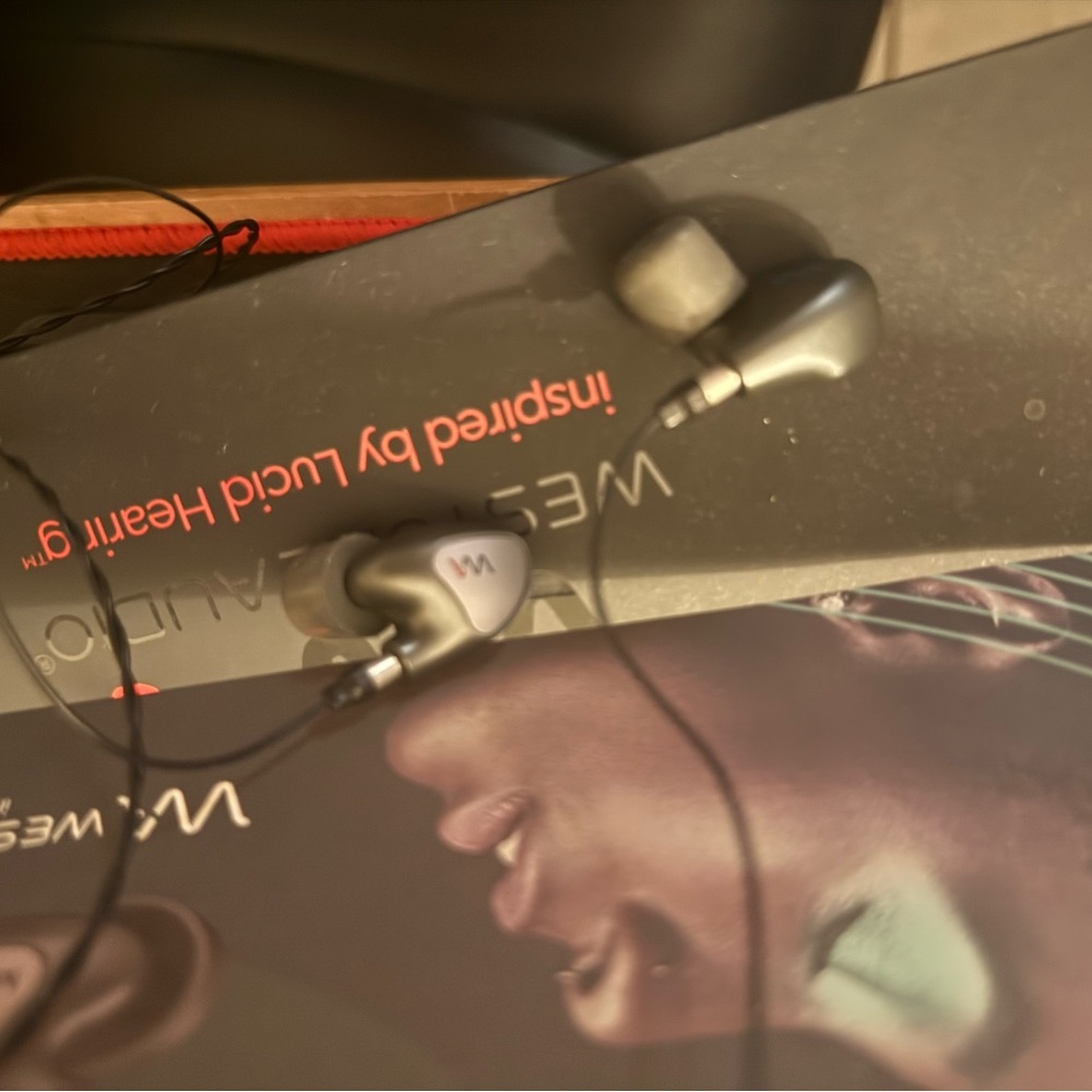 Westone Audio In-Ear Monitors - Gray Mach 30 open box just tested - Picture 5 of 6